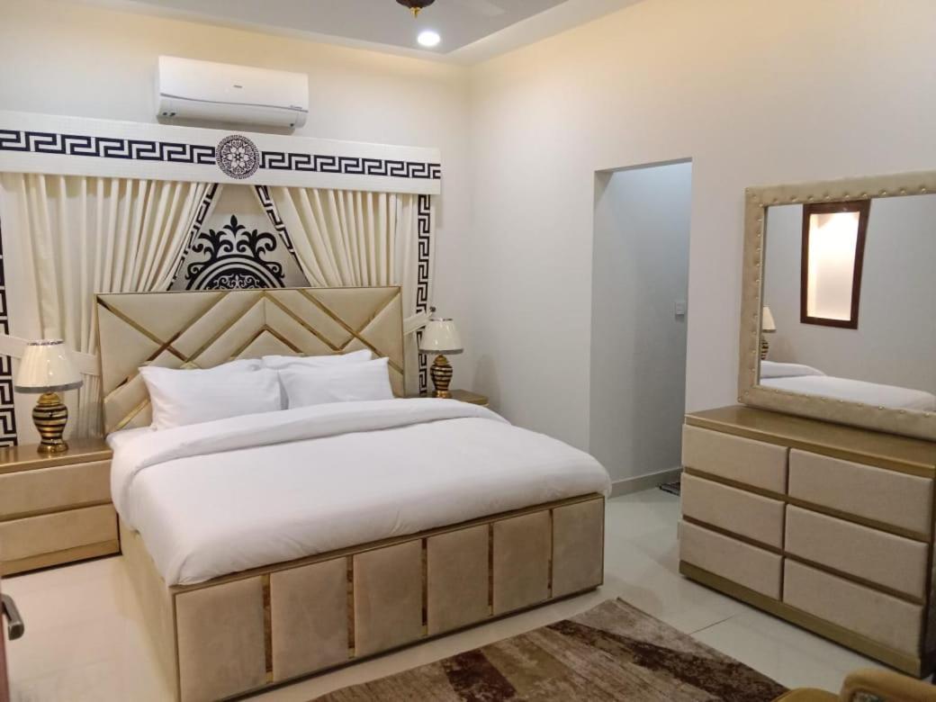 Pearl House Villa Islamabad Exteriör bild